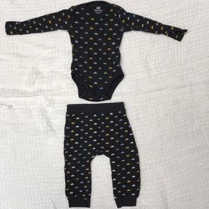 H&M infant 9-12 months car outfit
